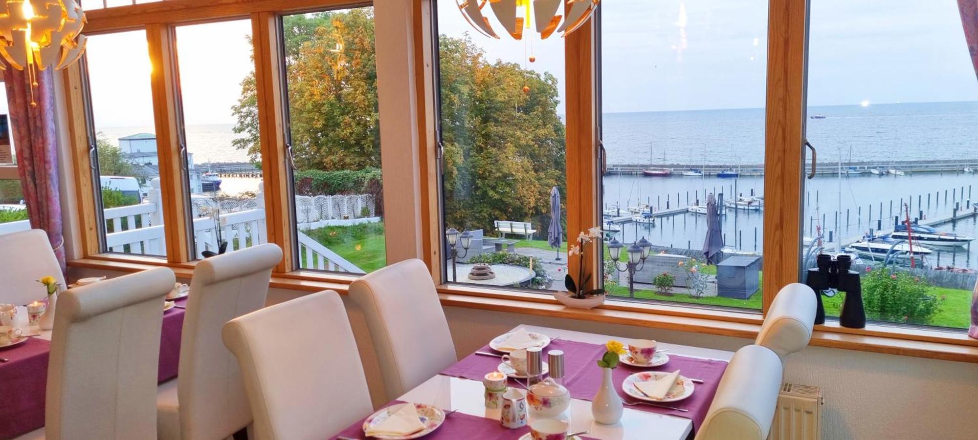 Hotel Waterkant Sassnitz Zewnętrze zdjęcie